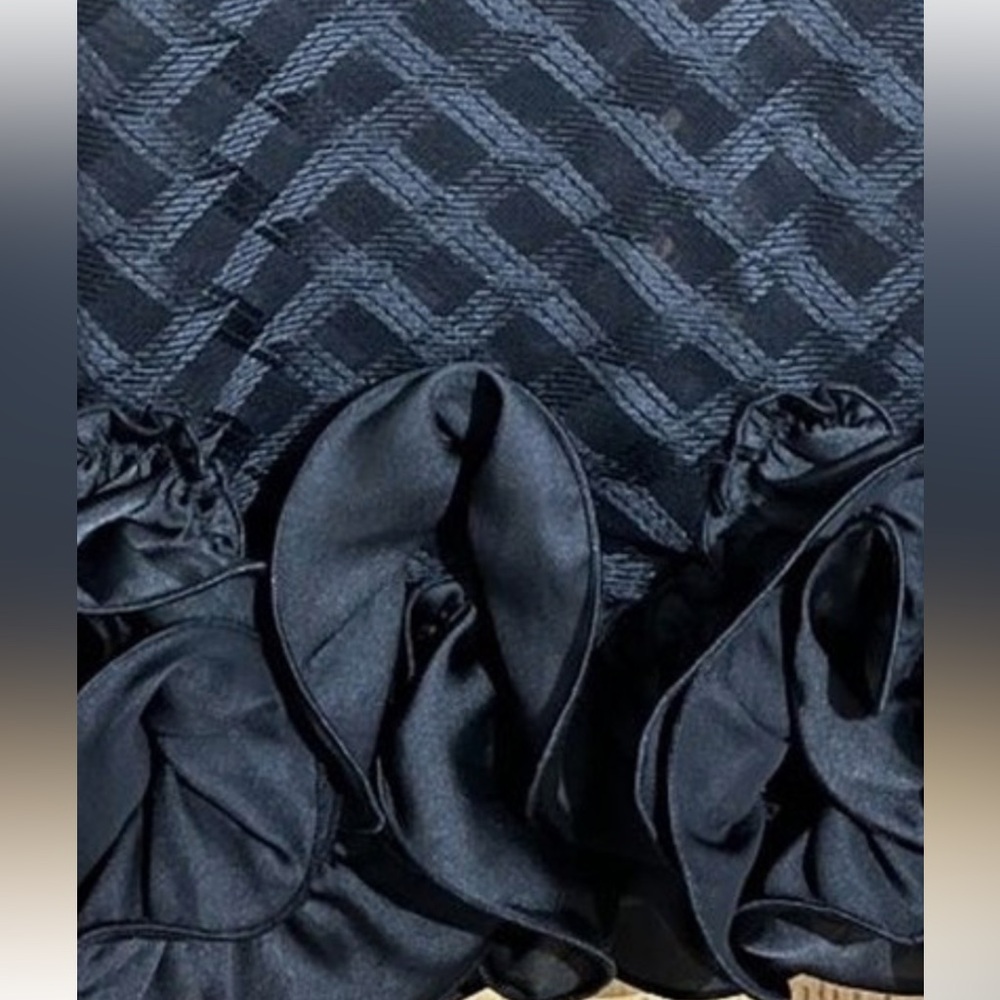 Jessica Simpson Black Mini ruffled Dress in a SZ 10 cap sleeves eyelet lined NEW - Picture 10 of 11